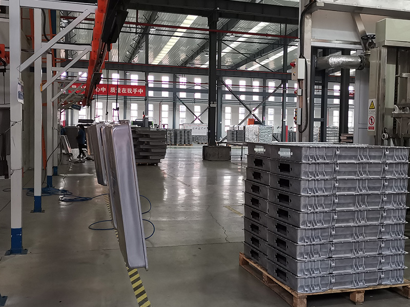 新能源喷涂设备生产线